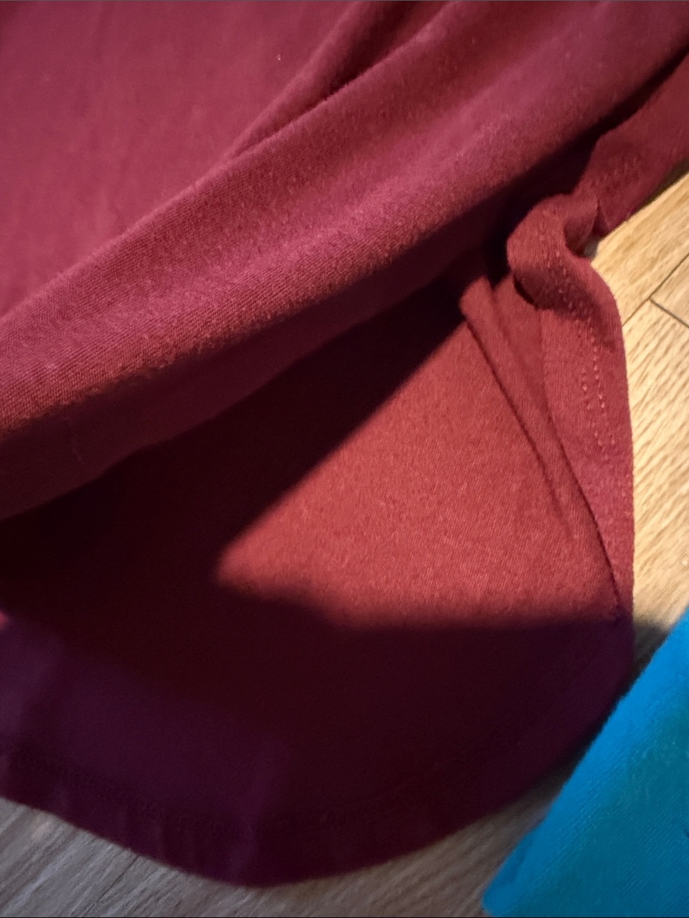 5 Piece Bundle Of Size Small T-Shirts 5/$25 - Picture 7 of 12